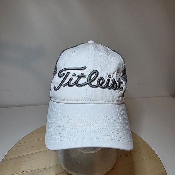 Titleist Pro V1 Golf Snapback Hat Mesh Back White With Grey Adjustable - Picture 1 of 9